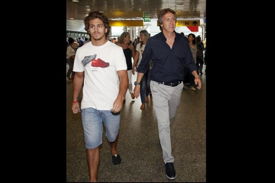 jorge jesus, sporting, férias, aeroporto