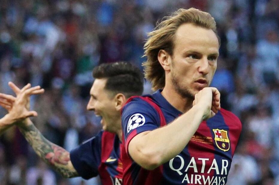 07-06-2015_00_18_58 Celebração golo rakitic 1,0 epa.JPG