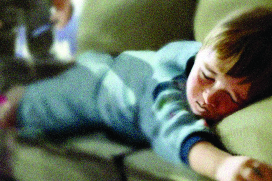 Prisão por violar filho deficiente  