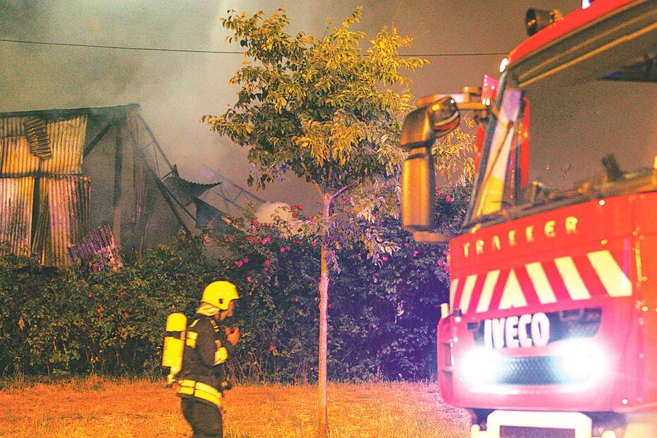 Incêndio, armazém, lisboa