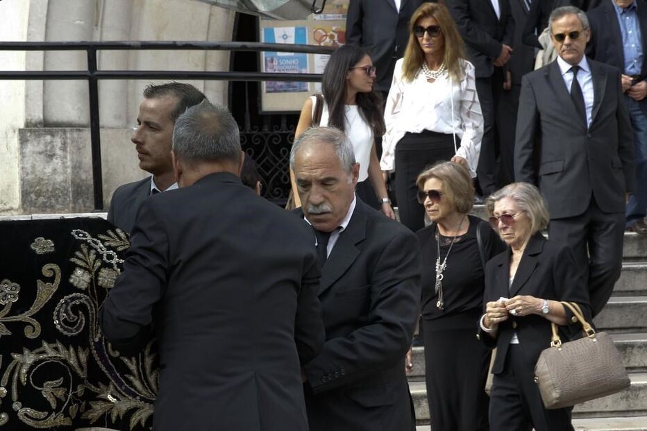 Nuno Melo, despedida, emoção, homenagem, familiares, amigos, velório, funeral