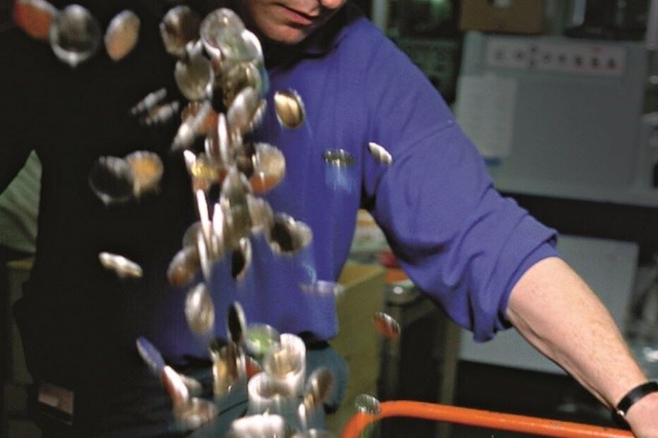 14-06-2015_22_28_39 25 escudos.jpg