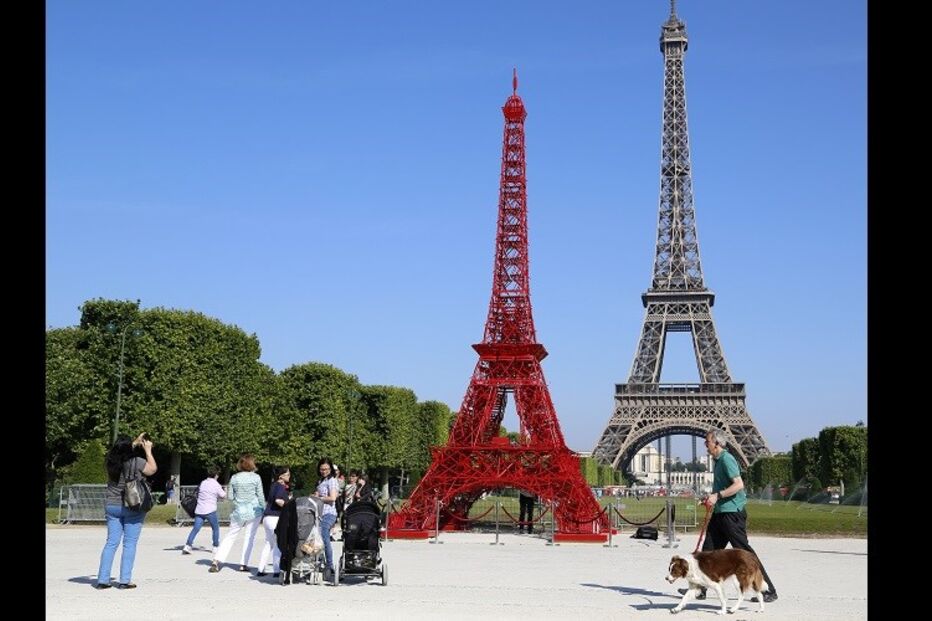 réplica, Torre Eiffel, Paris, França