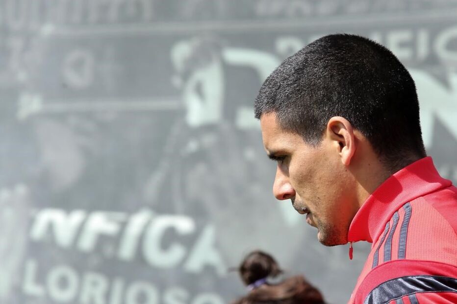 maxi pereira, benfica, futebol