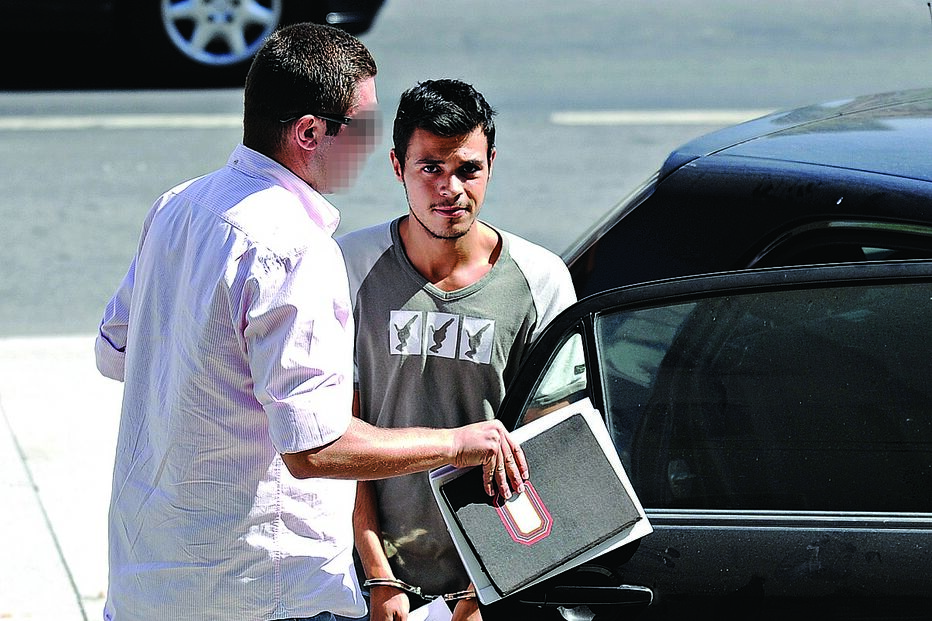 Mata a namorada e vê pena diminuir 