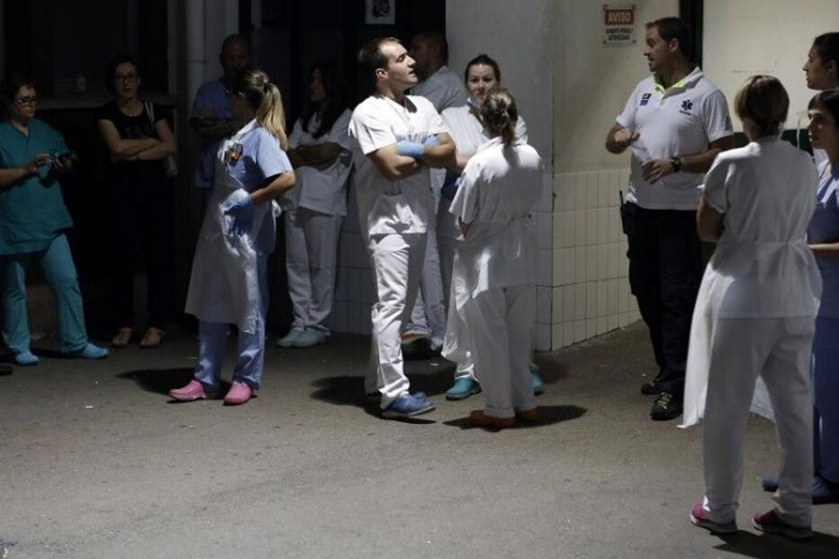 acidente, autocarro, despiste, albufeira, algarve