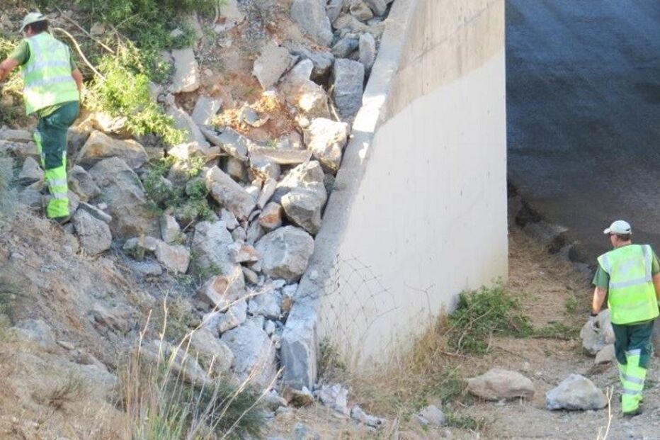 acidente, autocarro, despiste, albufeira, algarve