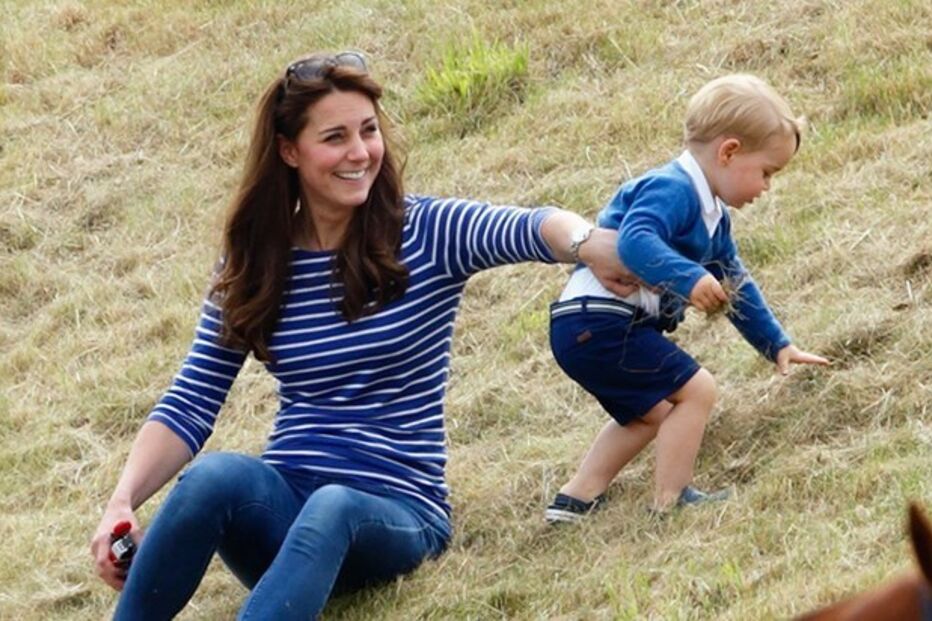 Kate Middleton, realeza, vida social, duqeusa, mãe, Carlota
