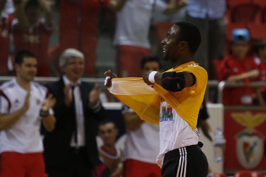 Bebé, futsal, Benfica