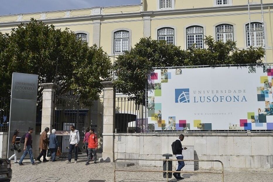 26-06-2015_03_11_05 18 lusofona.jpg