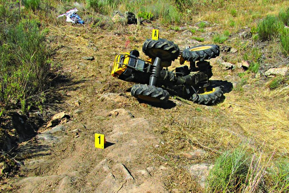 Tratores matam trinta pessoas 