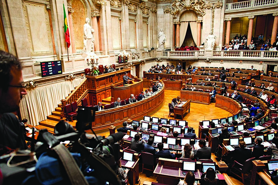 Lei das secretas permite devassa 