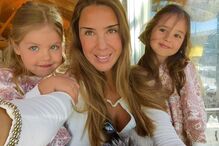 Joana Villas-Boas com as filhas