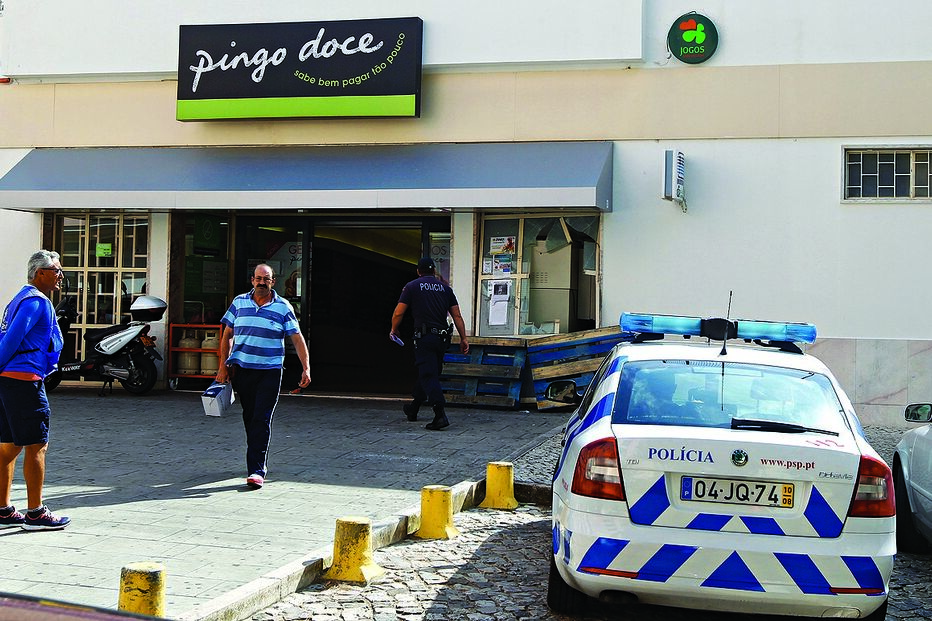 03-07-2015_01_00_05 14 atm.jpg