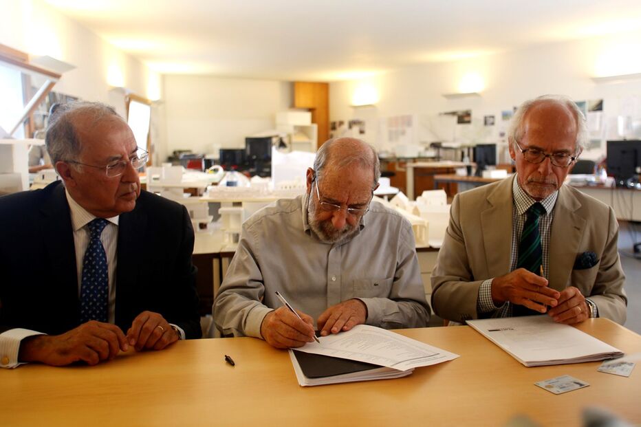 09-07-2015_02_29_16 37 siza.jpg