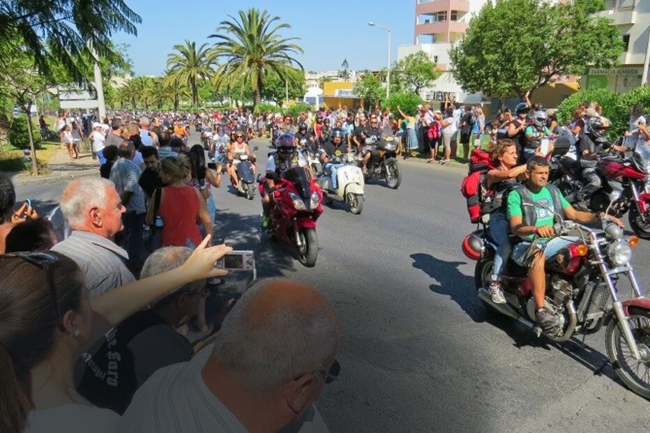 19-07-2015_21_50_53 24 motards.jpg