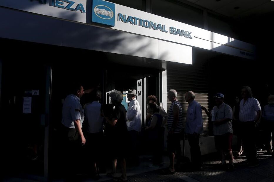 Grécia, Bancos, Economia