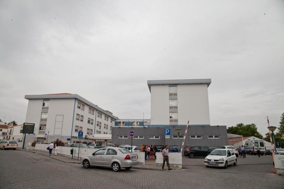 ambulância, acidente, moto, évora, ataque cardíaco