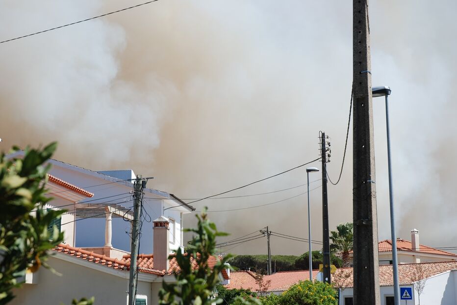 fotos, leitores, incêndio, Cascais