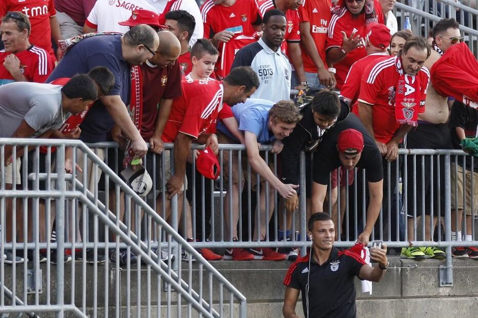Lima, jogador, benfica, adeptos, Rentschler Field, Hartfort