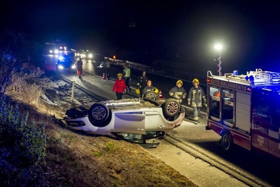 acidente, contramão, A1