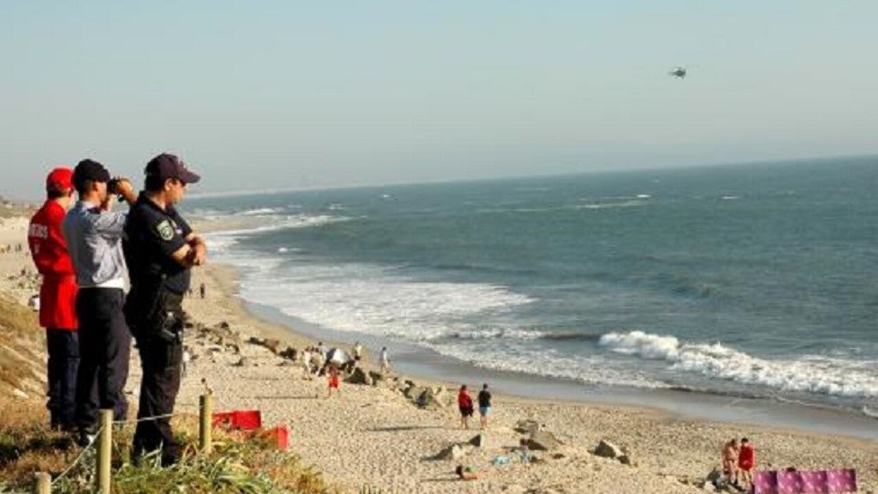 Mulher salva por populares de afogamento no mar da Póvoa de Varzim -  MAIS/Semanário