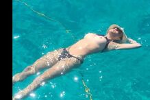 topless, Chelsea Handler