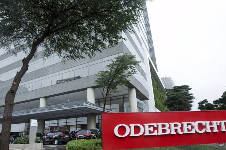 02-08-2015_22_39_53 25 lava jato.jpg