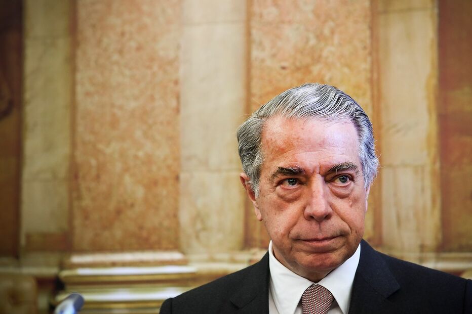 bens da família lesados, BES, economia, património, empresas, GES, papel comercial