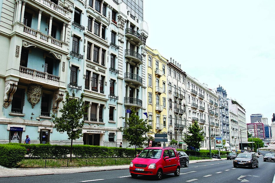 Fisco atento ao negócio da casa 