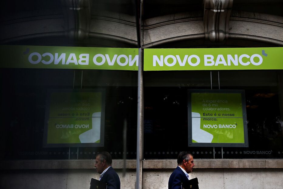 13-08-2015_00_04_40 25 novo banco.jpg