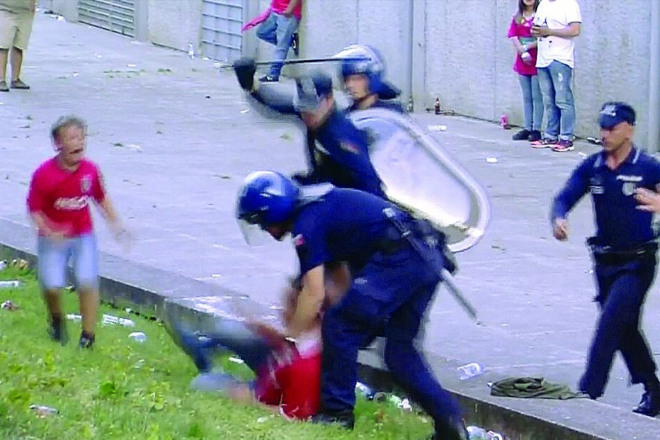 Agressor soma apoios 