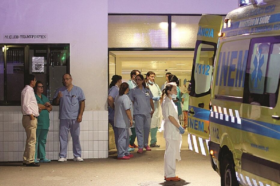 cirurgia, desespero, internados, ortopedia, semana, doentes, Faro, hospital