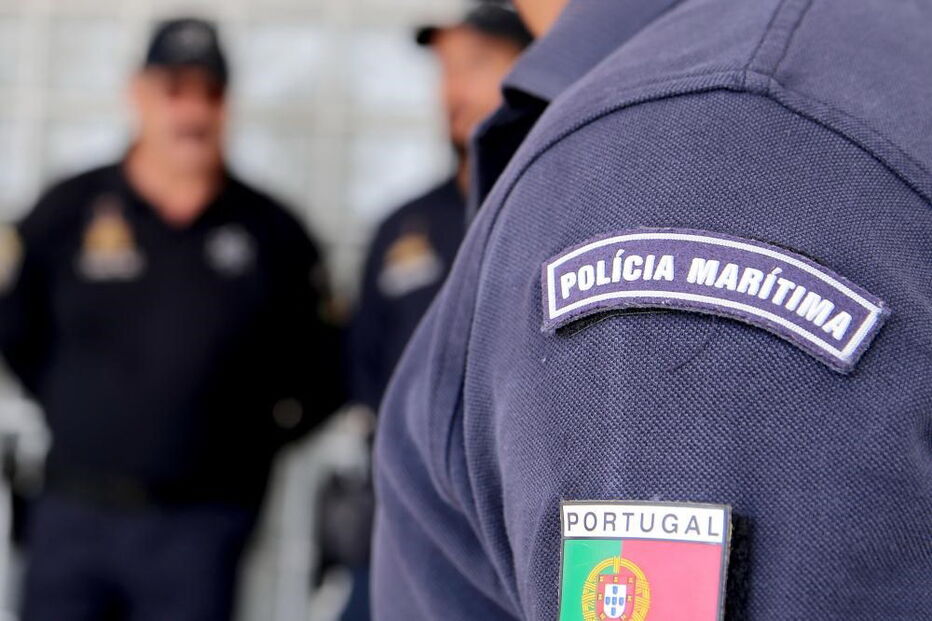 polícia martíma