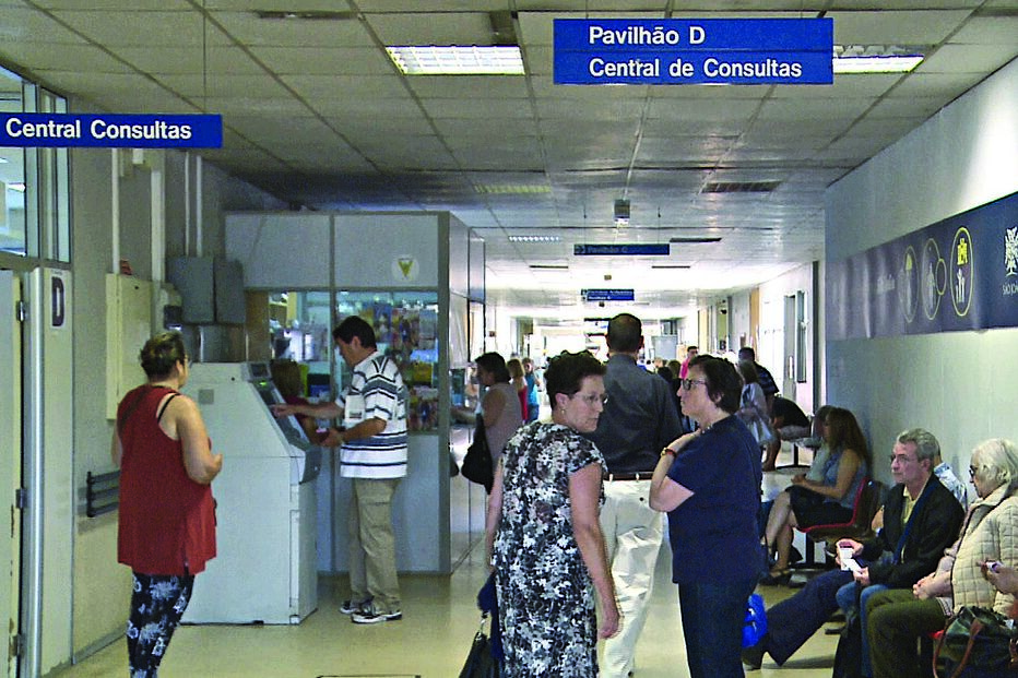 Greve fez encerrar blocos operatórios 