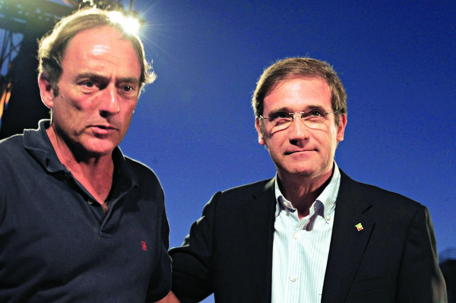 Guerra partidária anula debate final 