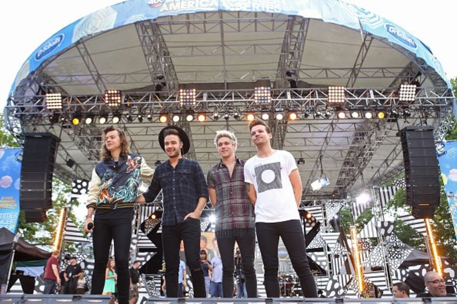 Zayn Malik, Harry Styles, Liam Payne, Niall Horan, Louis Tomlinson, one direction