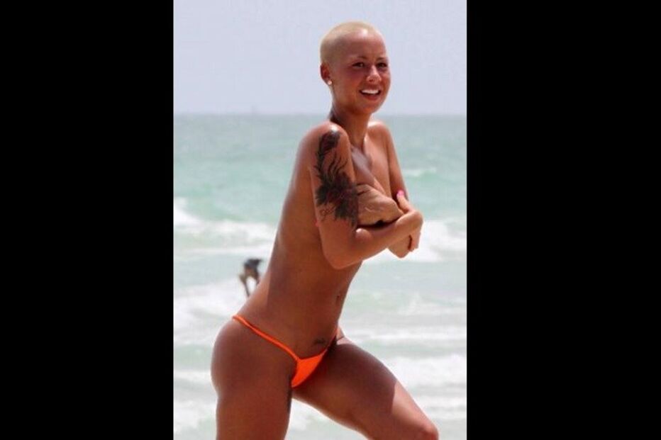 topless, Amber Rose
