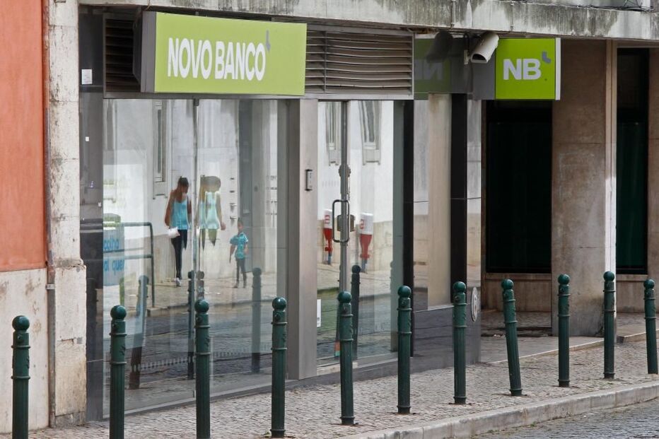 Novo Banco, resultados, contas, economia, negócios e finanças, serviços financeiros, banca