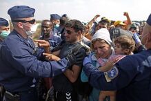 refugiados, migrantes, Sérvia, Hungria, Macedónia, Grécia, Áustria, Europa, fronteiras