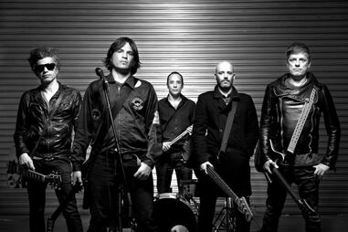 Ladrões do Tempo, 1º assalto, banda, supergrupo, Xutos, Zé Pedro, Tó Trips, Dead COmbo, Samuel Palitos, A Naifa, Paulo Franco, Dapunksportif, Donny Bettencourt