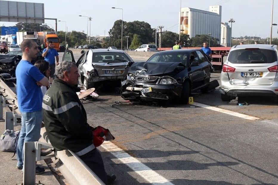 colisão, matosinhos, A28