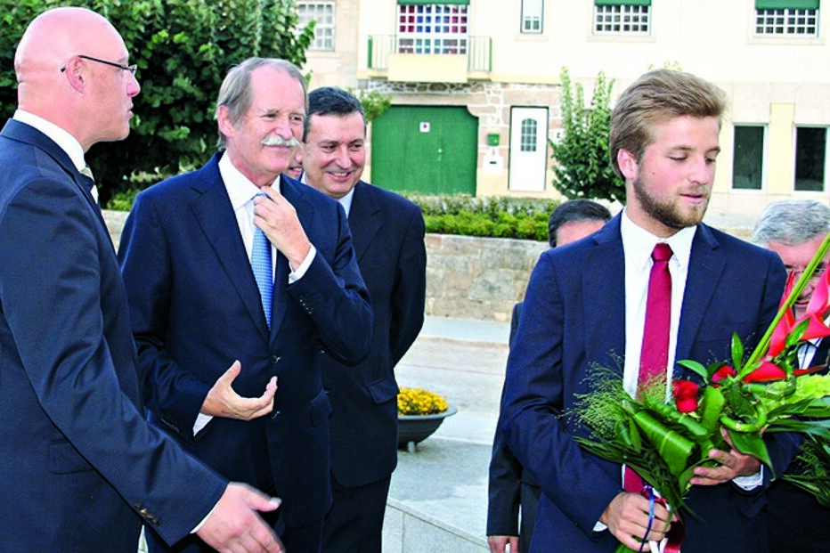 D. Duarte consagra filho Afonso à Senhora da Lapa 