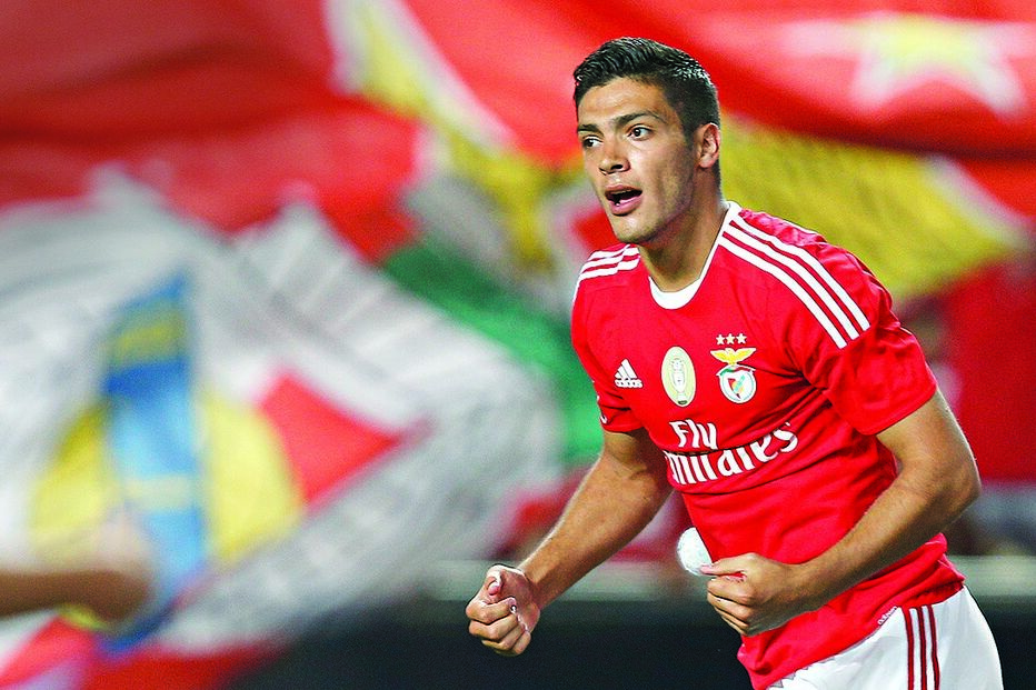 Jiménez mostra atributos a Vitória 