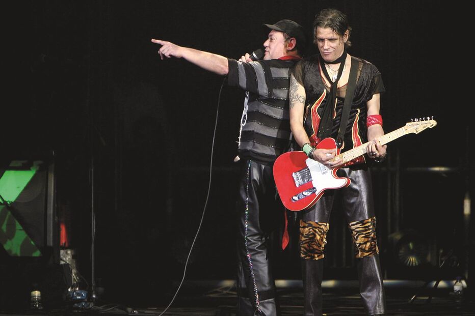 Despedida com Xutos no Avante 