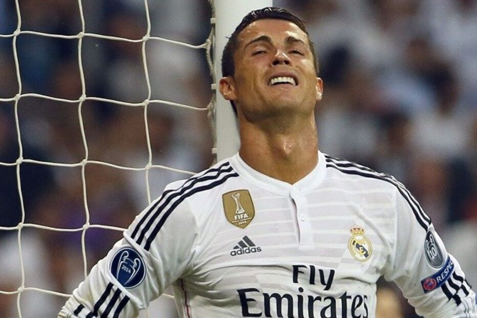 09-09-2015_00_44_27 24-25 ronaldo.jpg