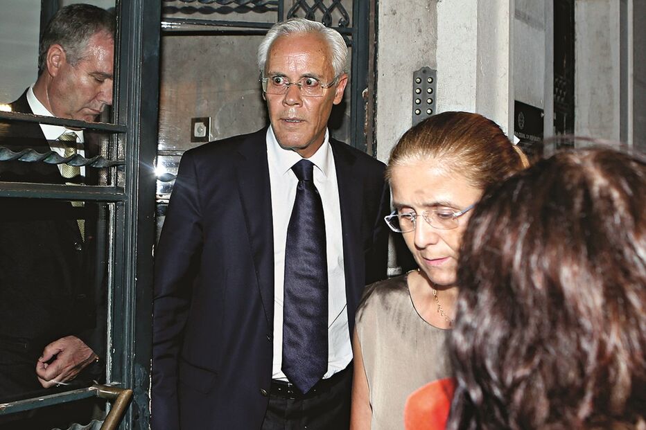 Escutas deixam Macedo irritado 