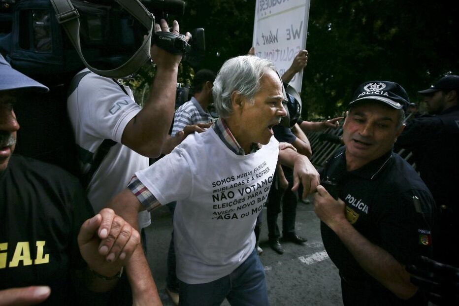 lesados BES, Novo Banco, protesto, economia, fotogaleria, banca, banco de Portugal
