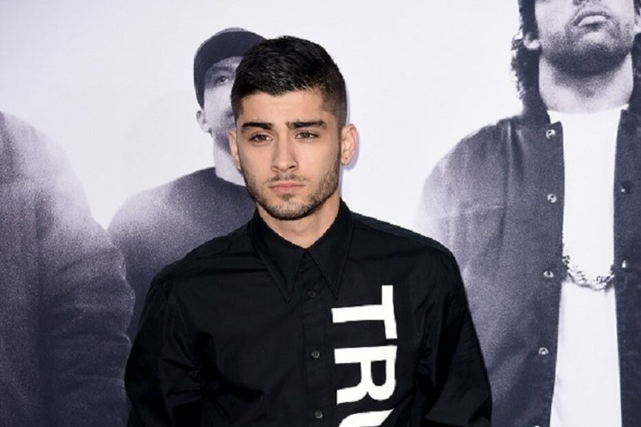 10-09-2015_14_25_04 zayncross.jpg