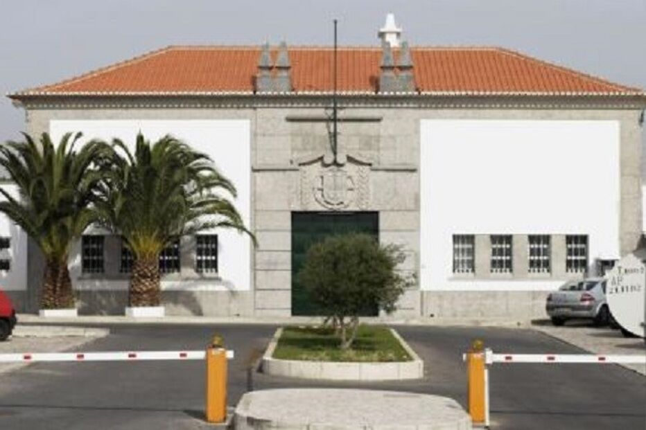 11-09-2015_02_16_19 12 prisão tires.jpg